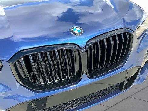 Used 2023 BMW X5 xDrive40i w/ M Sport Package AWD/4WD image 29