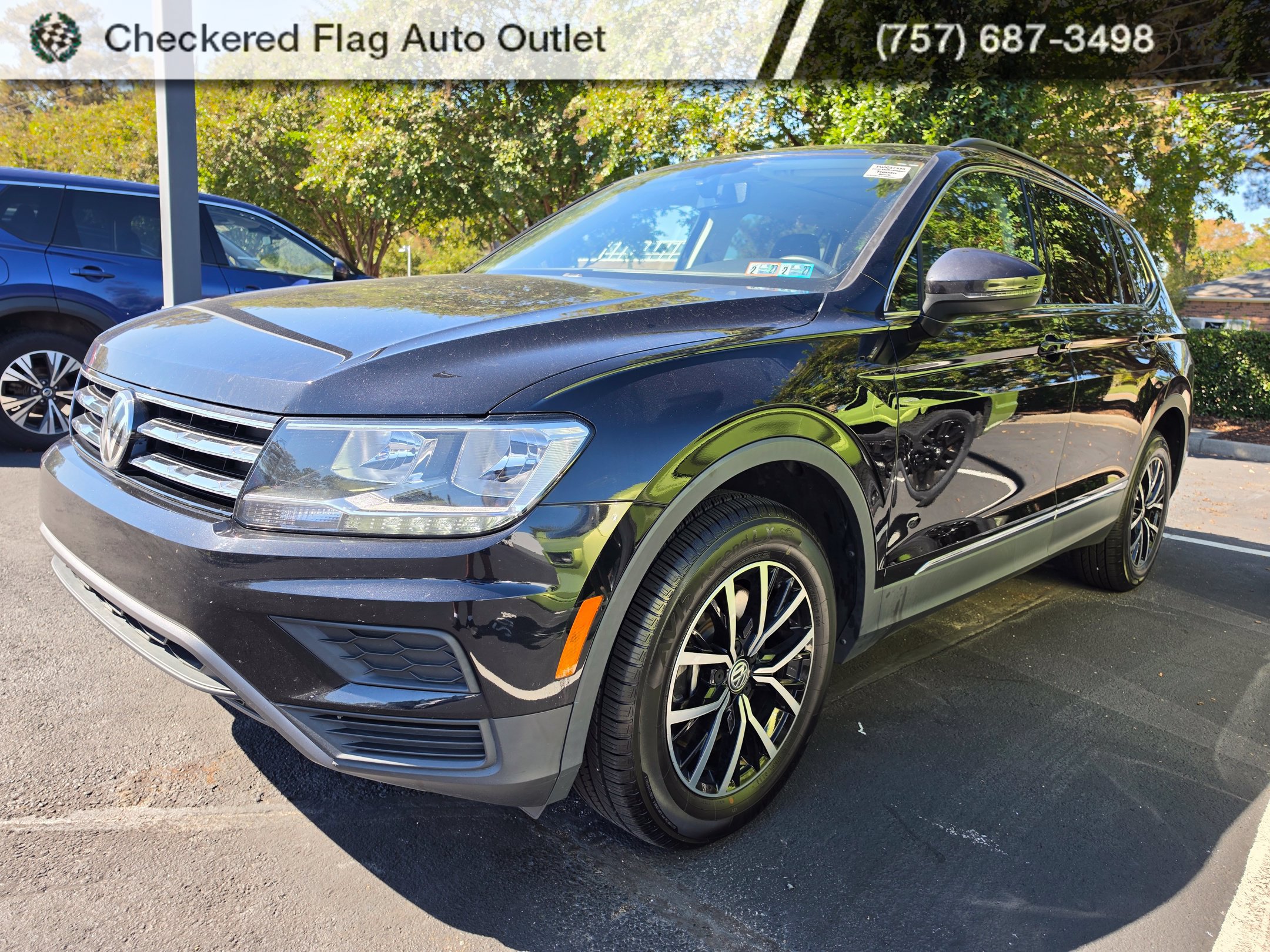 Used 2021 Volkswagen Tiguan SE w/ Panoramic Sunroof Package AWD/4WD image 1