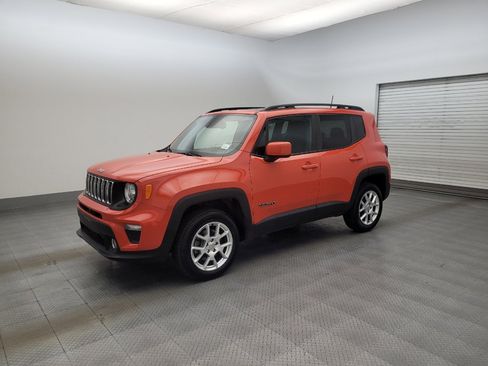 Used 2020 Jeep Renegade Latitude w/ Popular Equipment Group AWD/4WD image 2