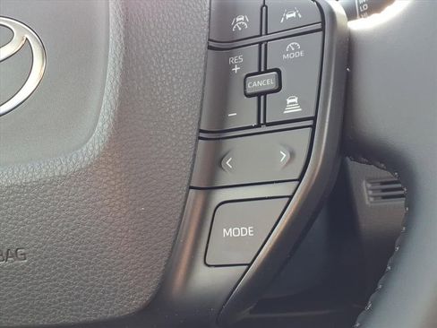 New 2026 Toyota Prius LE AWD/4WD image 20