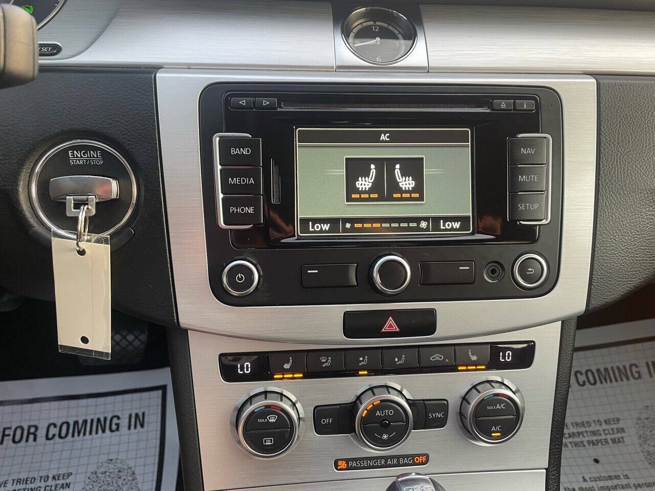 Used 2014 Volkswagen CC Sport FWD image 29