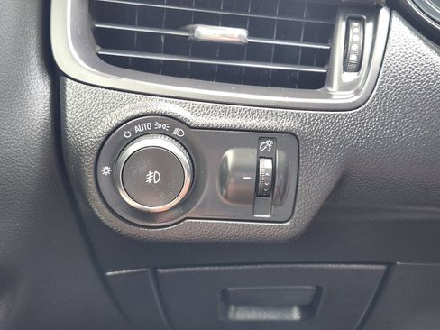 Used 2020 Buick Envision Preferred FWD image 25