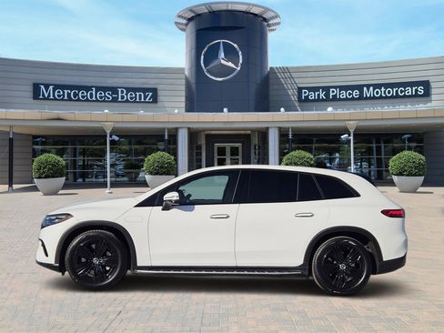 Certified 2023 Mercedes-Benz EQS 450+ SUV image 3