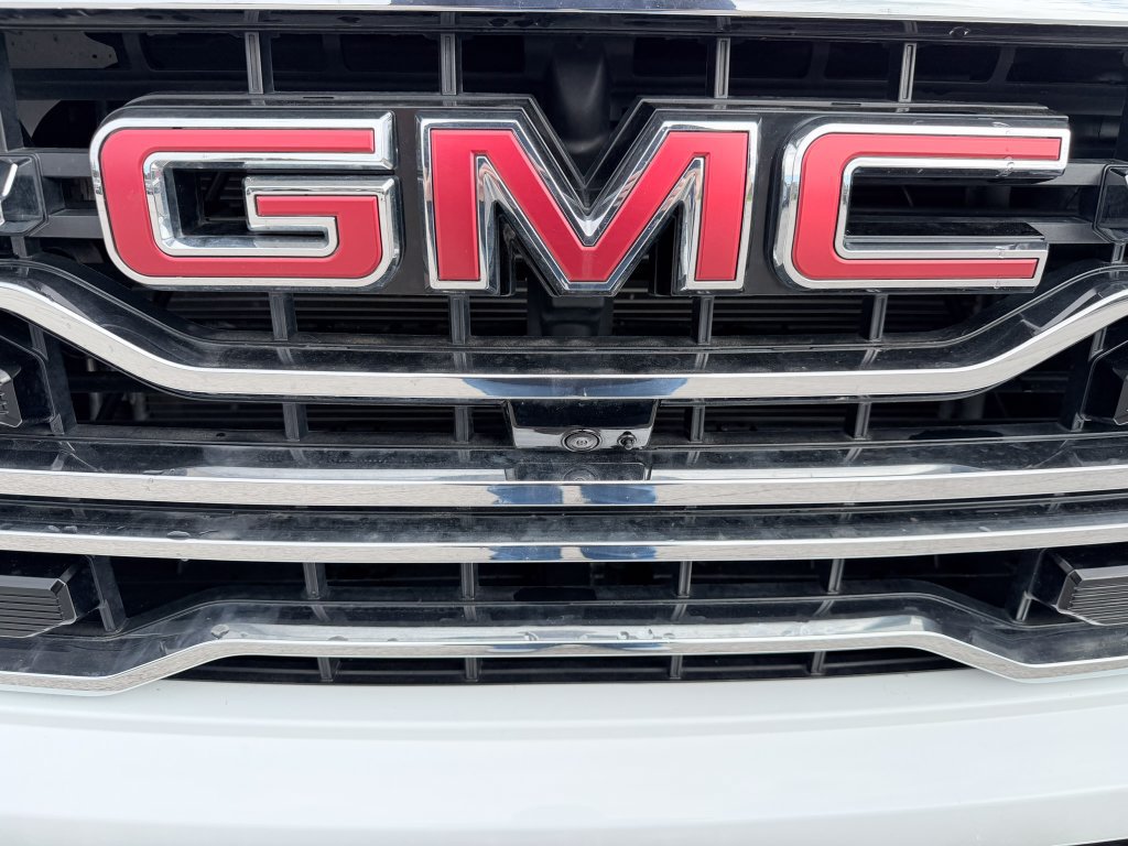 Used 2025 GMC Sierra 1500 SLT w/ SLT Premium Plus Package AWD/4WD image 32