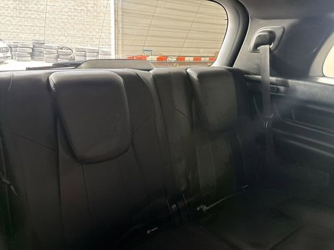 Used 2022 Mercedes-Benz GLB 250 4MATIC image 28