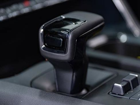 Used 2025 GMC Sierra 1500 AT4 image 34