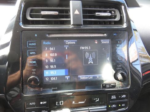 Used 2018 Toyota Prius Prime Plus w/ Carpet Mat Package FWD image 21
