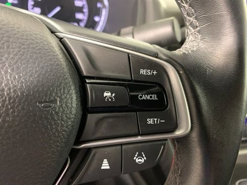 Used 2022 Honda Accord Sport image 9