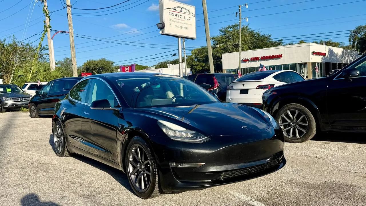 Used 2019 Tesla Model 3 Long Range AWD/4WD image 3
