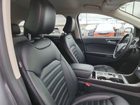 Used 2022 Ford Edge SEL w/ Convenience Package image 24