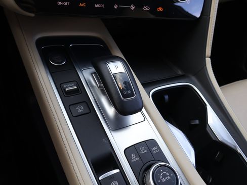 Certified 2023 INFINITI QX60 Luxe w/ Performance Audio Package image 30