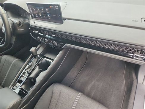 Used 2023 Honda Accord Sport image 27