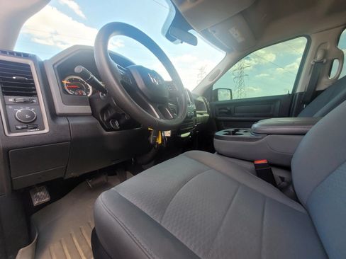 Used 2017 RAM 1500 Express AWD/4WD image 15