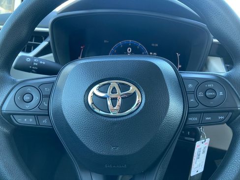 New 2026 Toyota Corolla LE FWD image 17