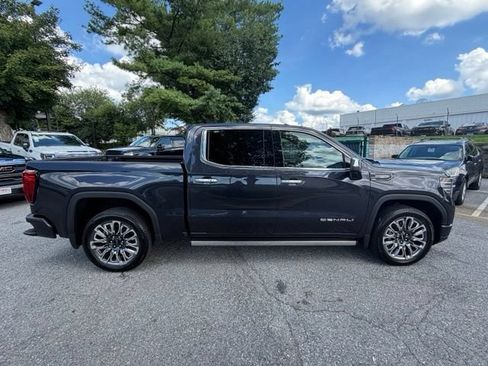 Used 2024 GMC Sierra 1500 Denali Ultimate AWD/4WD image 9