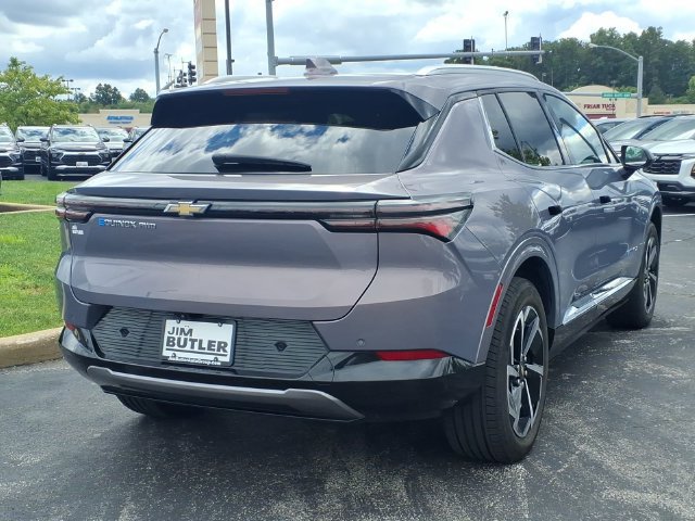 Used 2024 Chevrolet Equinox EV LT AWD/4WD image 23