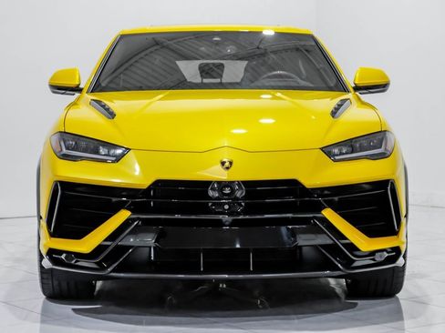 Used 2024 Lamborghini Urus Performante image 2