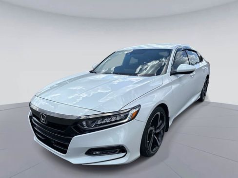 Certified 2018 Honda Accord Sport image 8