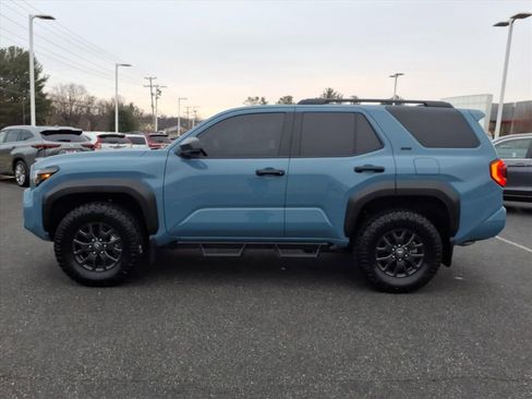 Used 2025 Toyota 4Runner SR5 image 13