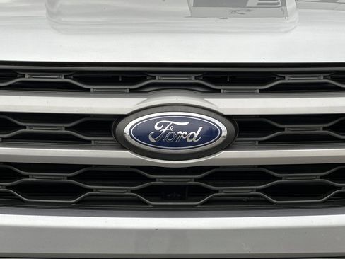 Used 2024 Ford Expedition Max XLT image 40