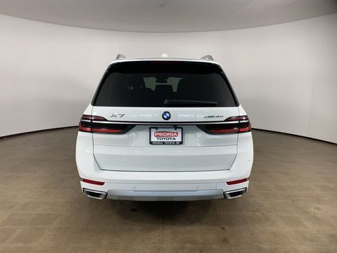 Used 2025 BMW X7 xDrive40i AWD/4WD image 10