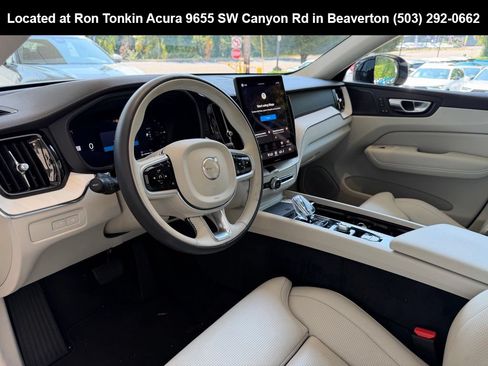 Used 2026 Volvo XC60 T8 Ultra w/ Climate Package PRO AWD/4WD image 16