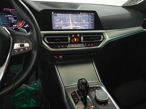 Used 2021 BMW 330i Sedan w/ Convenience Package image 13