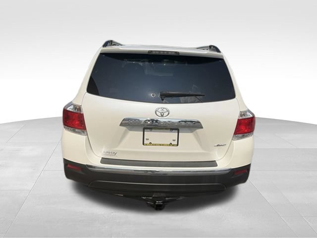 Used 2013 Toyota Highlander Limited AWD/4WD image 22