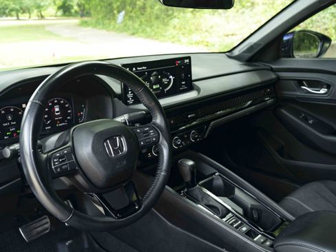 Used 2024 Honda Accord Sport image 16