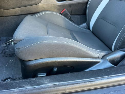 Used 2023 Chevrolet Camaro LT image 13