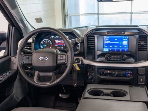 Used 2022 Ford F150 XL w/ Trailer Tow Package image 10