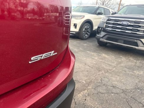 Used 2015 Ford Edge SEL w/ Equipment Group 201A image 12