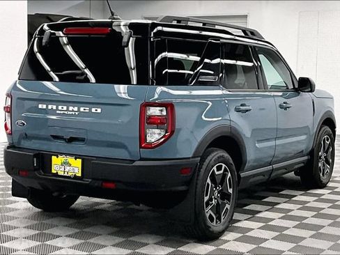 Used 2022 Ford Bronco Sport Outer Banks w/ Tech Package AWD/4WD image 12