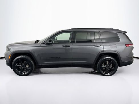 Used 2022 Jeep Grand Cherokee L Laredo image 7