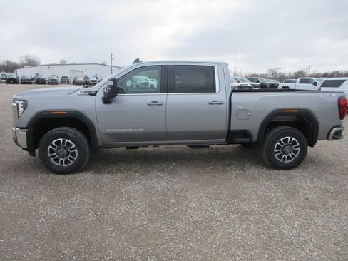 New 2026 GMC Sierra 2500 SLE w/ SLE Value Package; image 8