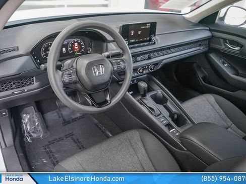 Certified 2025 Honda Accord LX image 17