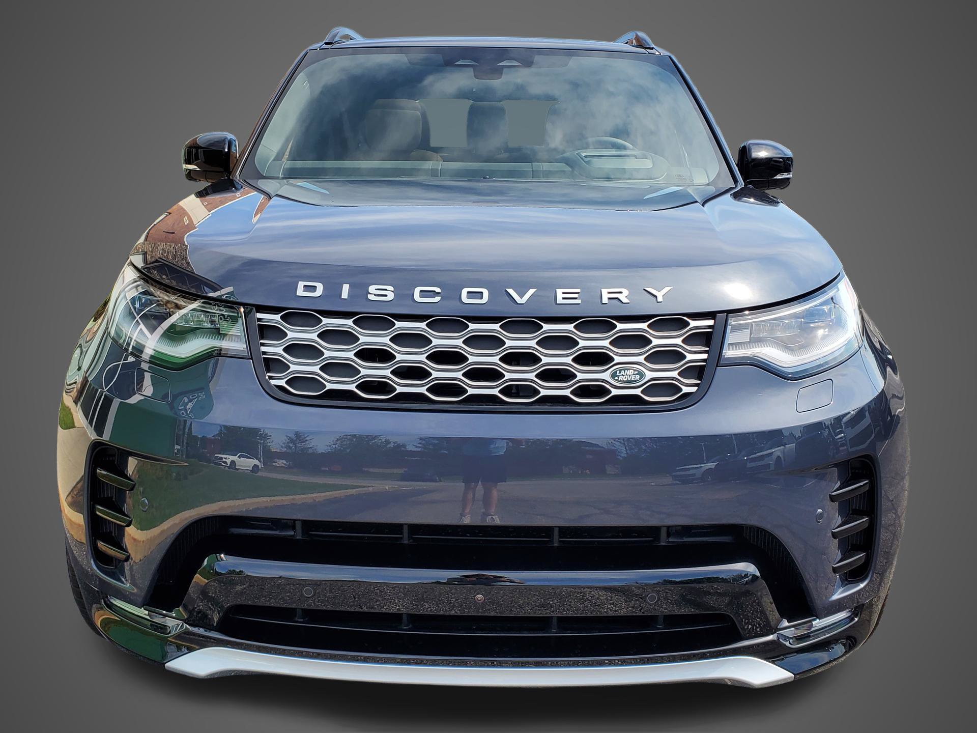 New 2026 Land Rover Discovery Limited Edition AWD/4WD image 2
