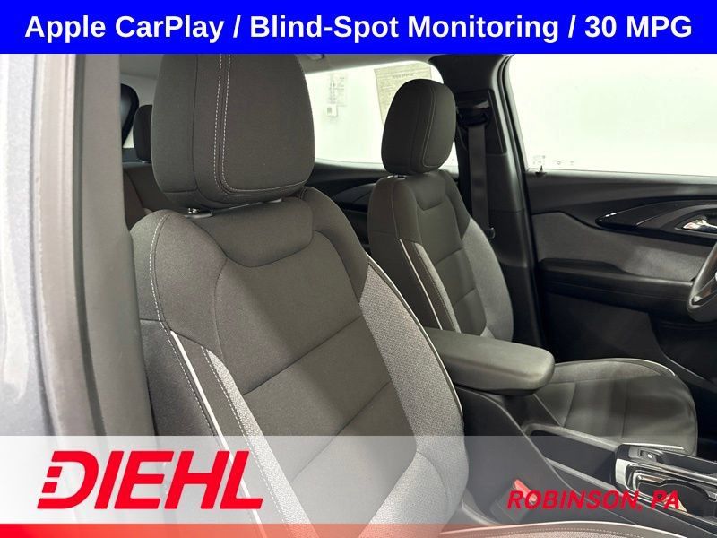 Used 2022 Chevrolet TrailBlazer LS AWD/4WD image 12
