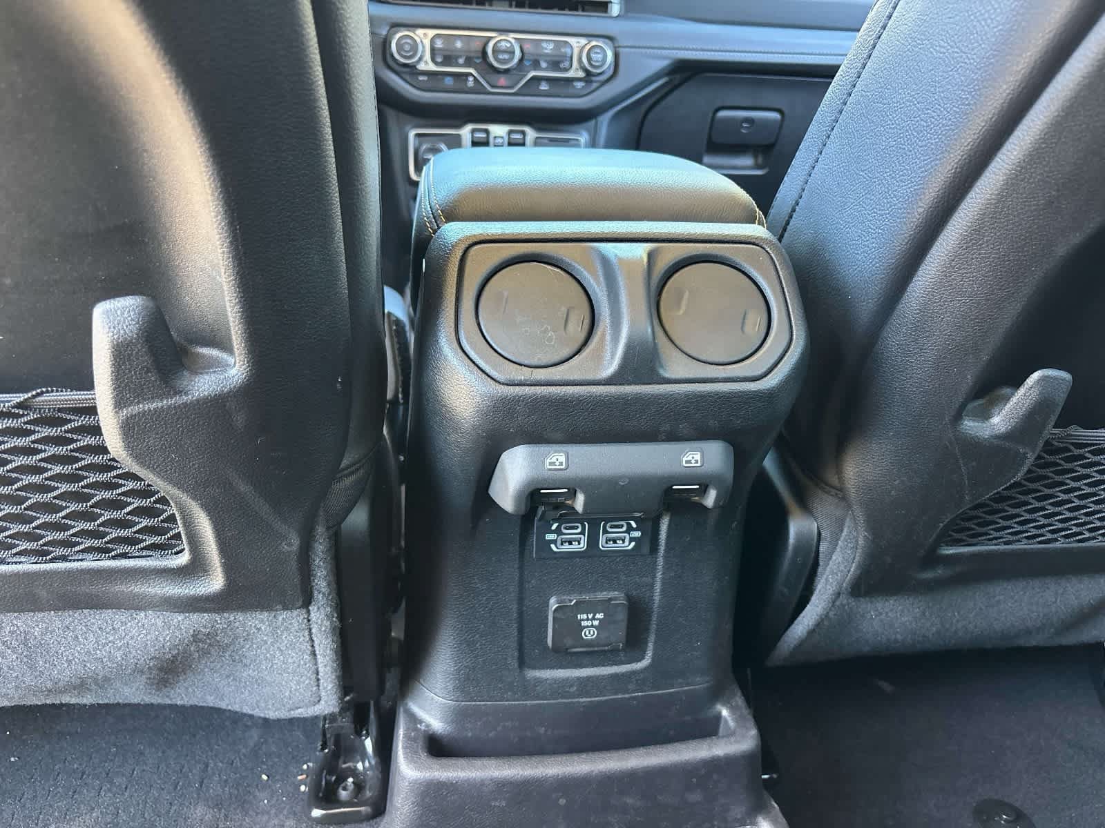 Used 2024 Jeep Wrangler Unlimited Sahara AWD/4WD image 13