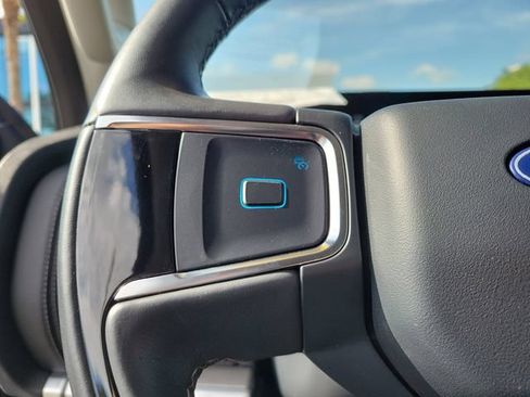 Used 2025 Ford Expedition Platinum AWD/4WD image 21