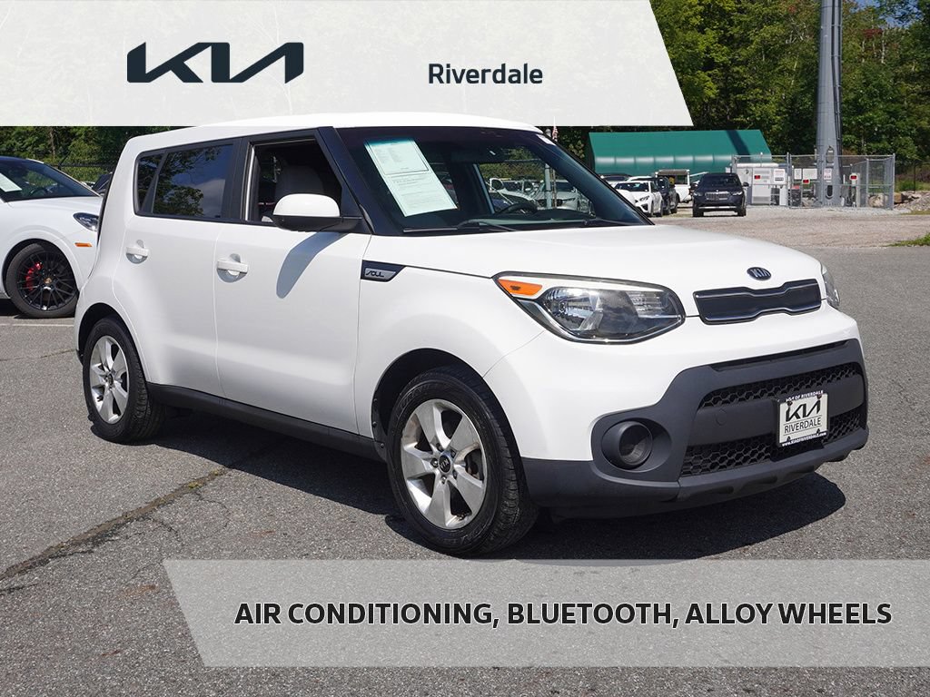 Used 2018 Kia Soul FWD image 1