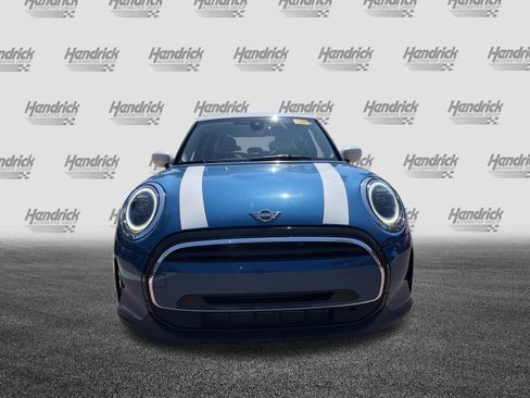 Used 2024 MINI Cooper 4-Door Hardtop FWD image 3