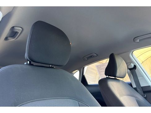 Used 2025 Hyundai Kona SEL image 19