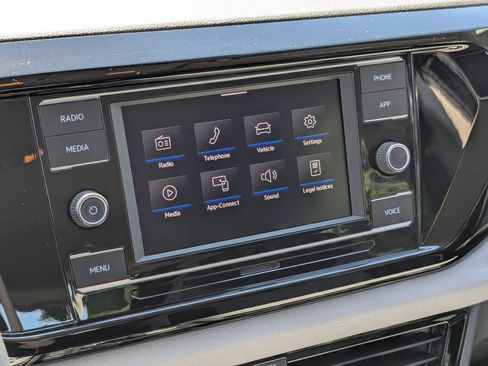 Certified 2024 Volkswagen Taos S AWD/4WD image 18