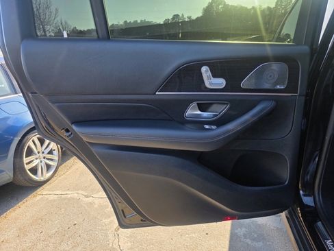 Used 2020 Mercedes-Benz GLS 450 4MATIC image 34