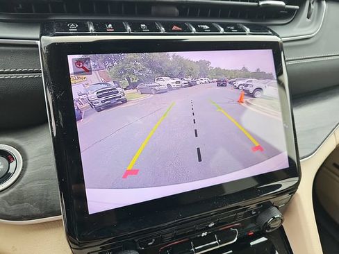 Used 2022 Jeep Grand Cherokee Limited RWD image 27