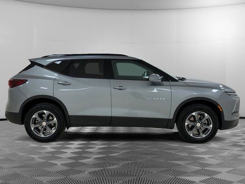 Certified 2025 Chevrolet Blazer LT w/ Convenience Package AWD/4WD image 6
