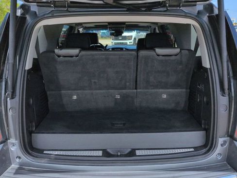 Used 2019 GMC Yukon Denali w/ Denali Ultimate Package AWD/4WD image 13