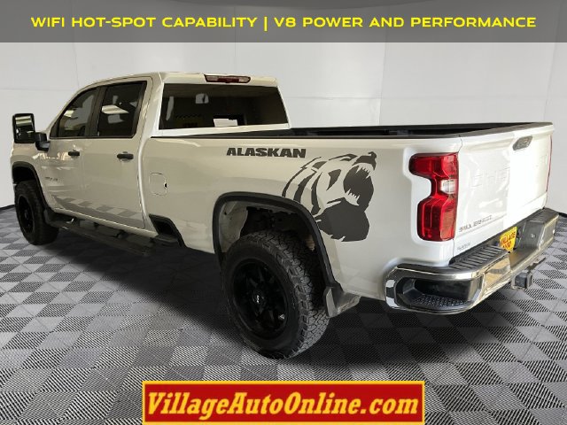 Used 2025 Chevrolet Silverado 3500 W/T AWD/4WD image 2
