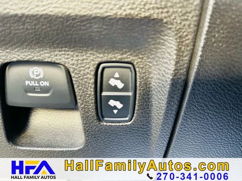 Used 2019 RAM 1500 Big Horn AWD/4WD image 27